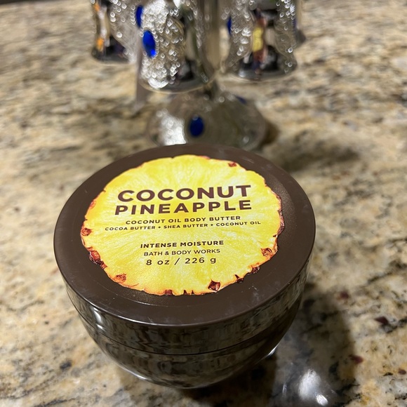 Bath & Body Works Coconut Pineapple Body Butter - Picture 3 of 4